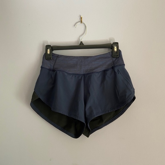 Outdoor Voices Pants - Outdoor Voices Hudson Shorts in Navy